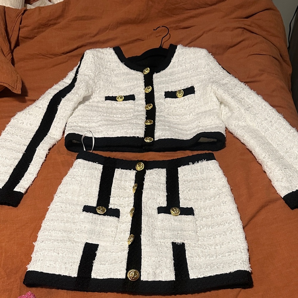 Chic White and Black Tweed Skirt Set